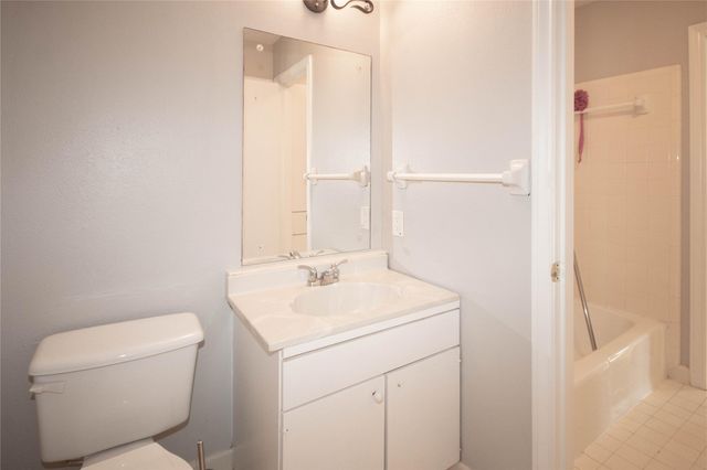 12641 Huntingwick Drive 175, Houston, TX 77024