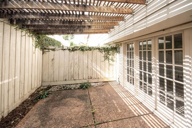 12641 Huntingwick Drive 175, Houston, TX 77024