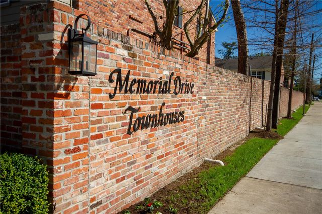 12641 Huntingwick Drive 175, Houston, TX 77024
