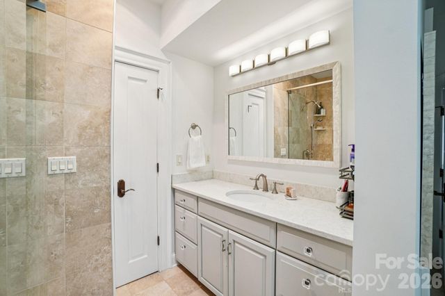 133 Falls Summit Road, Hendersonville, NC 28739