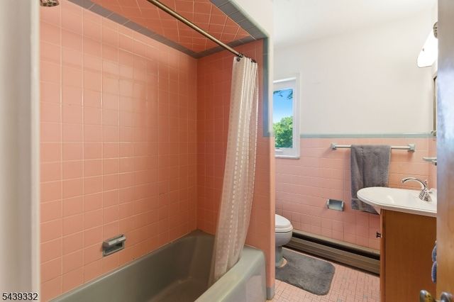 52 Manger Rd, West Orange Twp., NJ 07052