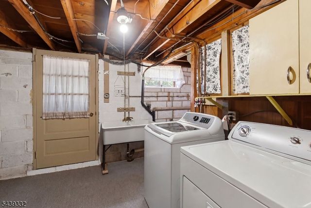 52 Manger Rd, West Orange Twp., NJ 07052
