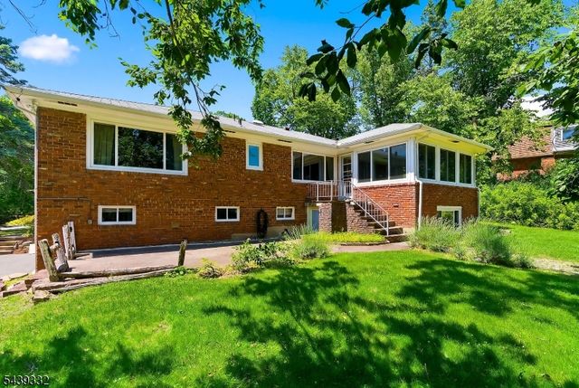 52 Manger Rd, West Orange Twp., NJ 07052