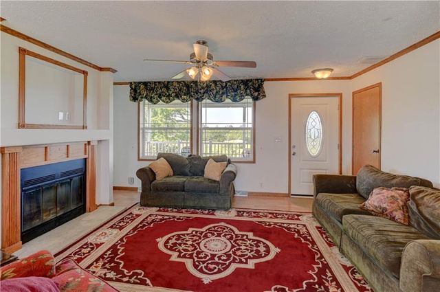 5775 SE W Highway, Lathrop, MO 64465