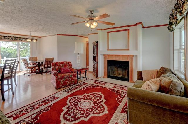 5775 SE W Highway, Lathrop, MO 64465