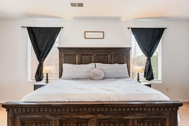 2419 Meadow Gate Trail SW, Albuquerque, NM 87121