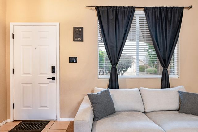2419 Meadow Gate Trail SW, Albuquerque, NM 87121