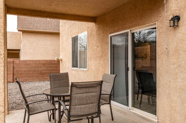 2419 Meadow Gate Trail SW, Albuquerque, NM 87121