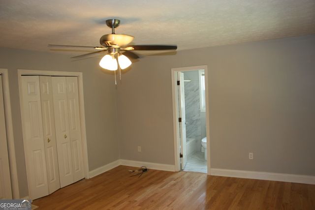 105 Deep Forest Lane, Fayetteville, GA 30215