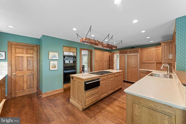 2062 GENERAL ALEXANDER DR, Malvern, PA 19355