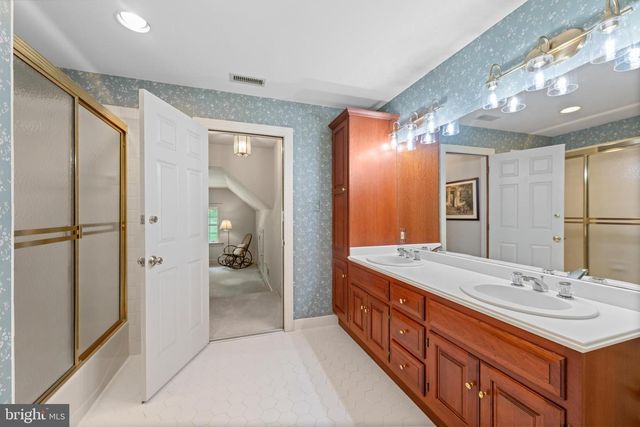 2062 GENERAL ALEXANDER DR, Malvern, PA 19355