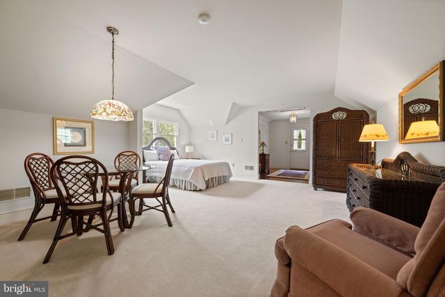 2062 GENERAL ALEXANDER DR, Malvern, PA 19355