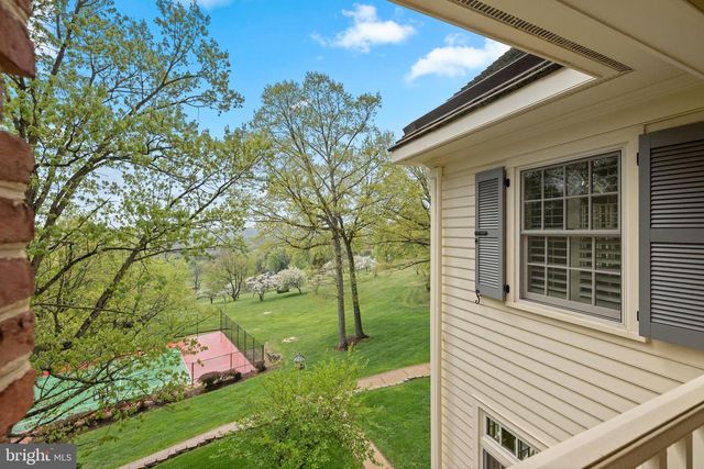 2062 GENERAL ALEXANDER DR, Malvern, PA 19355