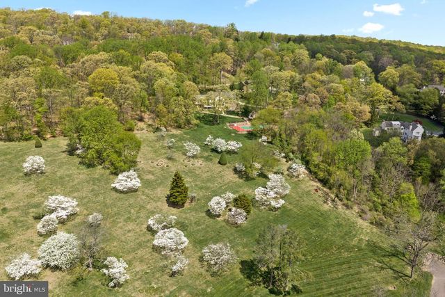 2062 GENERAL ALEXANDER DR, Malvern, PA 19355