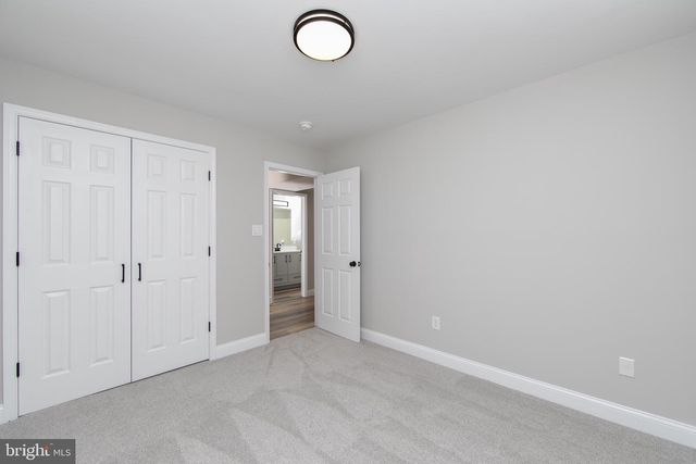204 E MAIDEN LN, Somerdale, NJ 08083