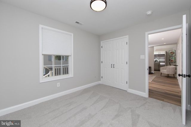 204 E MAIDEN LN, Somerdale, NJ 08083