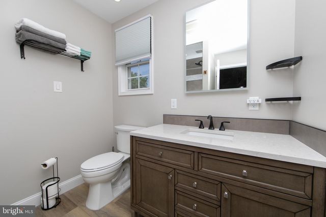 204 E MAIDEN LN, Somerdale, NJ 08083