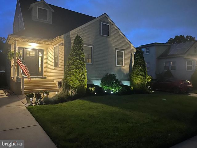 204 E MAIDEN LN, Somerdale, NJ 08083