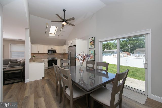 204 E MAIDEN LN, Somerdale, NJ 08083