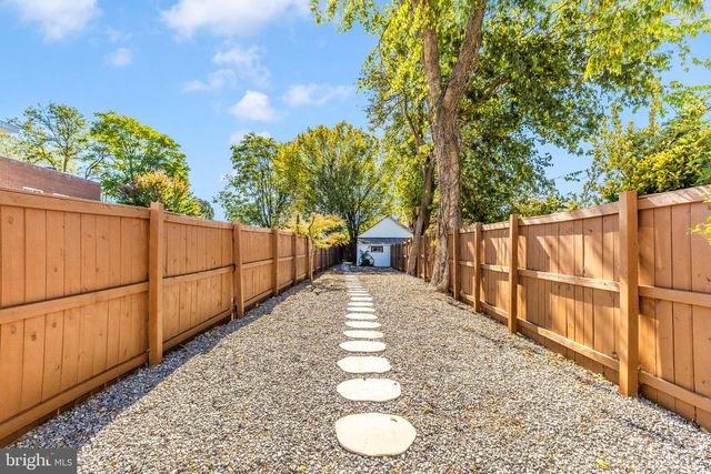 8 W 7TH ST, Frederick, MD 21701