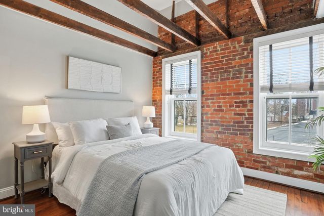 8 W 7TH ST, Frederick, MD 21701