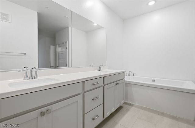 2555 Hampton Road 2208, Henderson, NV 89052
