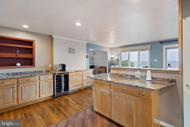 155 EDGEWATER DR, Earleville, MD 21919