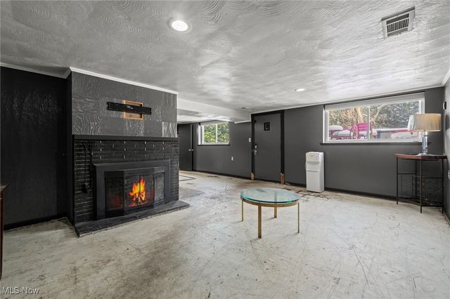 24061 Fairmount Boulevard, Beachwood, OH 44122