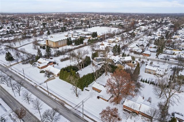 24061 Fairmount Boulevard, Beachwood, OH 44122