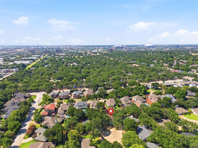 2400 York Minster Court, Arlington, TX 76006