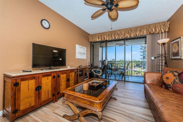 6 BELLEVIEW BOULEVARD 306, Belleair, FL 33756