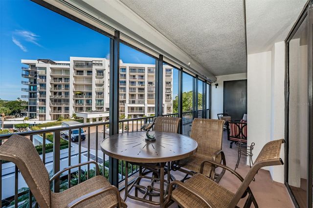 6 BELLEVIEW BOULEVARD 306, Belleair, FL 33756