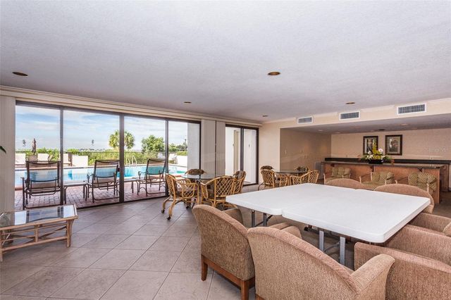6 BELLEVIEW BOULEVARD 306, Belleair, FL 33756