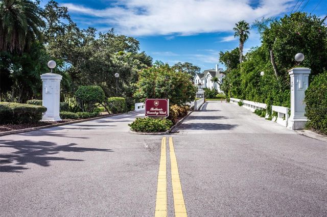 6 BELLEVIEW BOULEVARD 306, Belleair, FL 33756