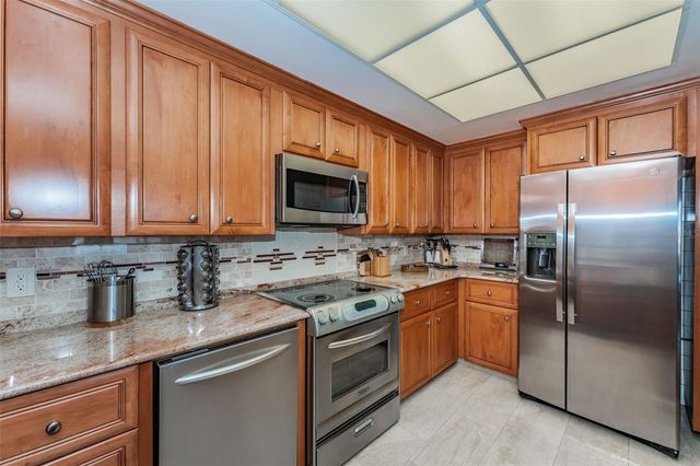 6 BELLEVIEW BOULEVARD 306, Belleair, FL 33756