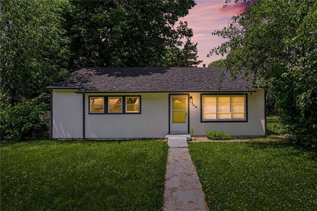 744 N 82nd Street, Kansas City, KS 66112
