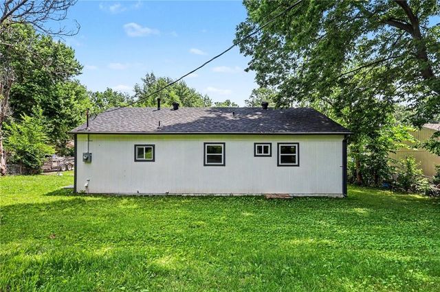 744 N 82nd Street, Kansas City, KS 66112