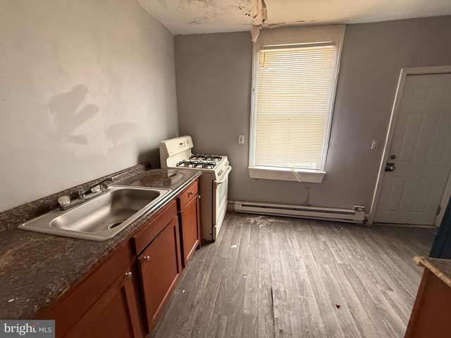 5313 HAMLIN AVE, Baltimore, MD 21215