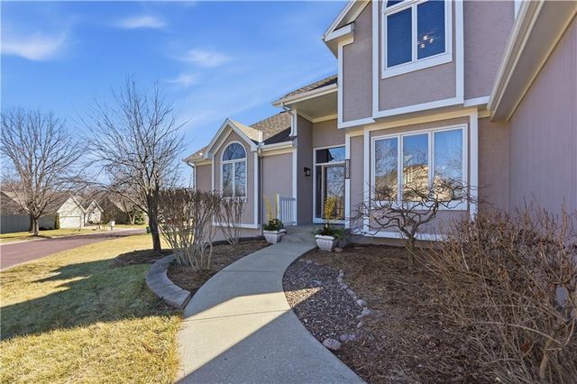12601 Westgate Street, Overland Park, KS 66213