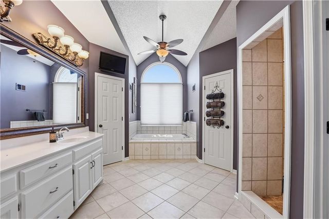 12601 Westgate Street, Overland Park, KS 66213