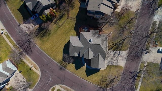 12601 Westgate Street, Overland Park, KS 66213