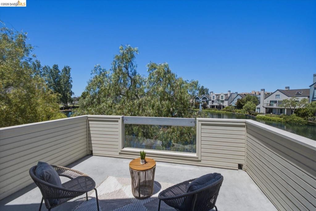 Image 13 of property listing at 7 Courageous Ct D52, Alameda, CA 94501