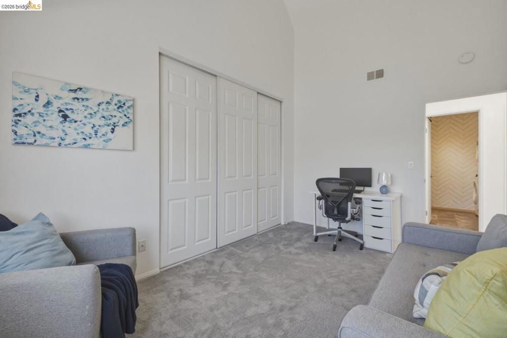 Image 25 of property listing at 7 Courageous Ct D52, Alameda, CA 94501
