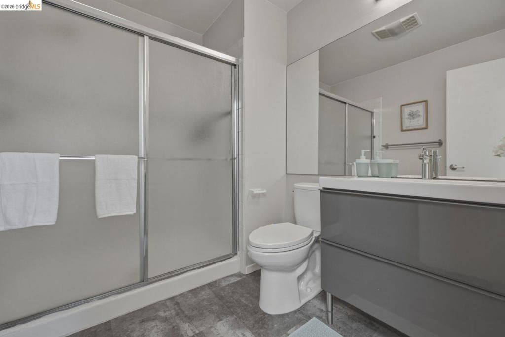 Image 26 of property listing at 7 Courageous Ct D52, Alameda, CA 94501