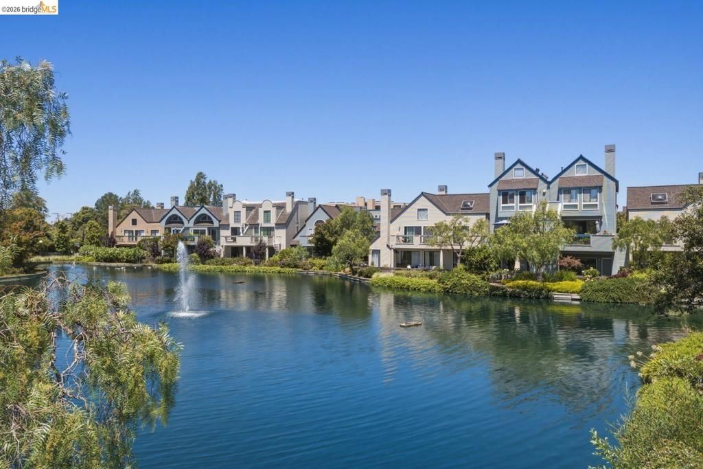 Image 45 of property listing at 7 Courageous Ct D52, Alameda, CA 94501