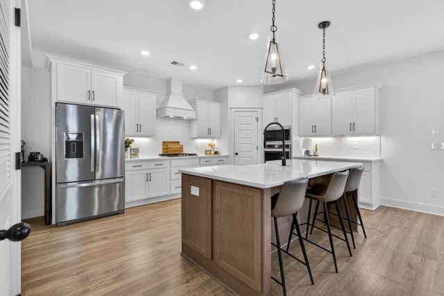236 Southmen Ln, Spring Hill, TN 37174
