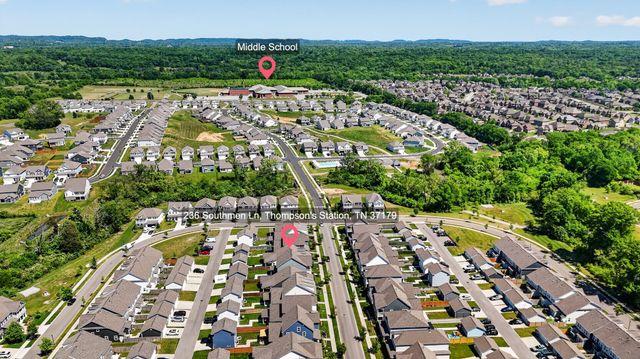 236 Southmen Ln, Spring Hill, TN 37174