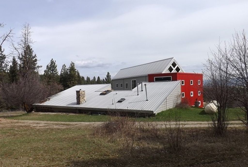 Image 13 of property listing at 1179 Garden Place, Hamilton, MT 59840