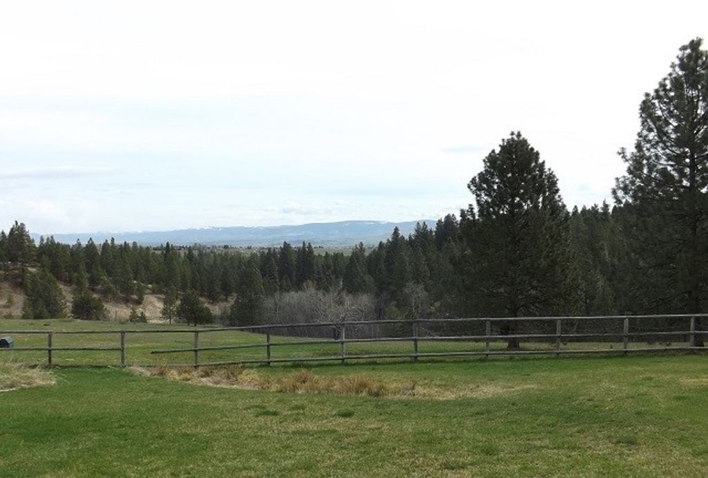 Image 51 of property listing at 1179 Garden Place, Hamilton, MT 59840