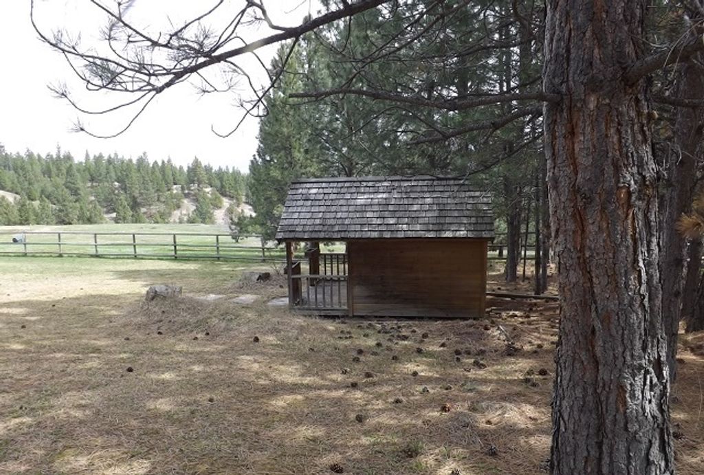 Image 66 of property listing at 1179 Garden Place, Hamilton, MT 59840